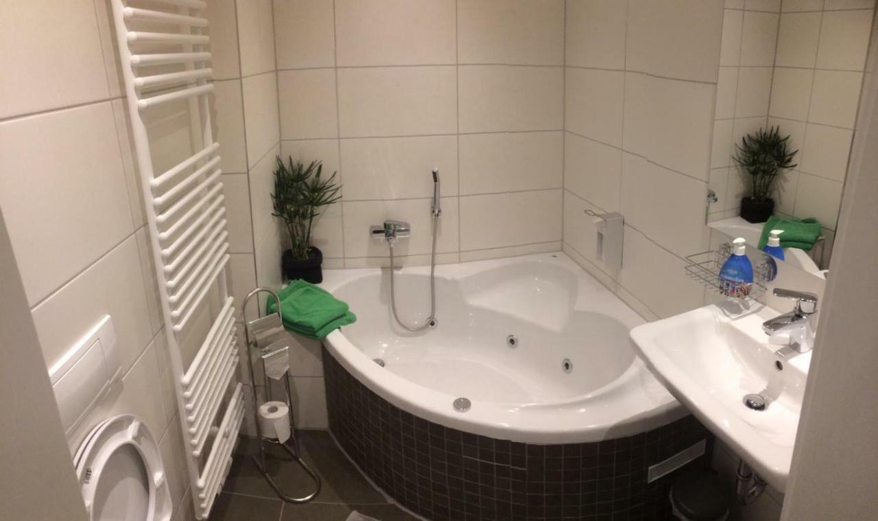 Pension Hoefti Chemnitz Buitenkant foto